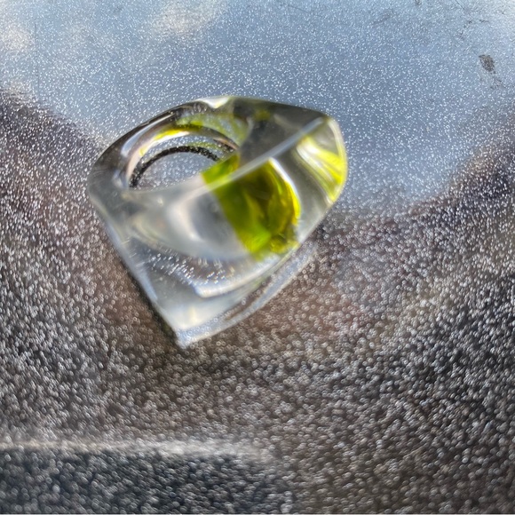 Statement Ring - Picture 3 of 5